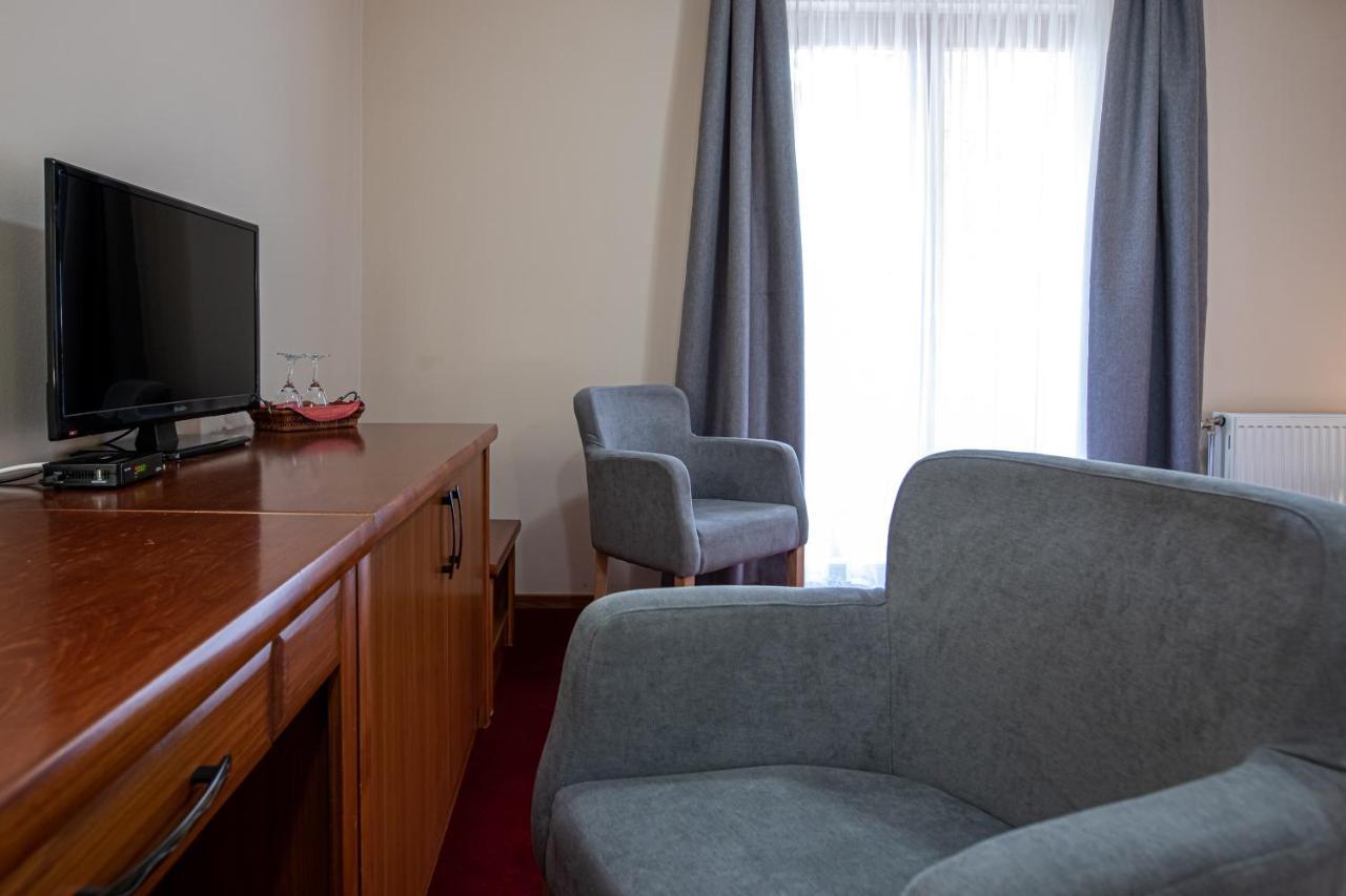 Hotel Vila Lago Palić المظهر الخارجي الصورة