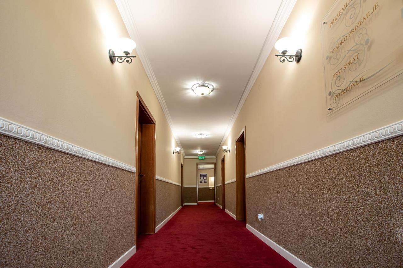 Hotel Vila Lago Palić المظهر الخارجي الصورة