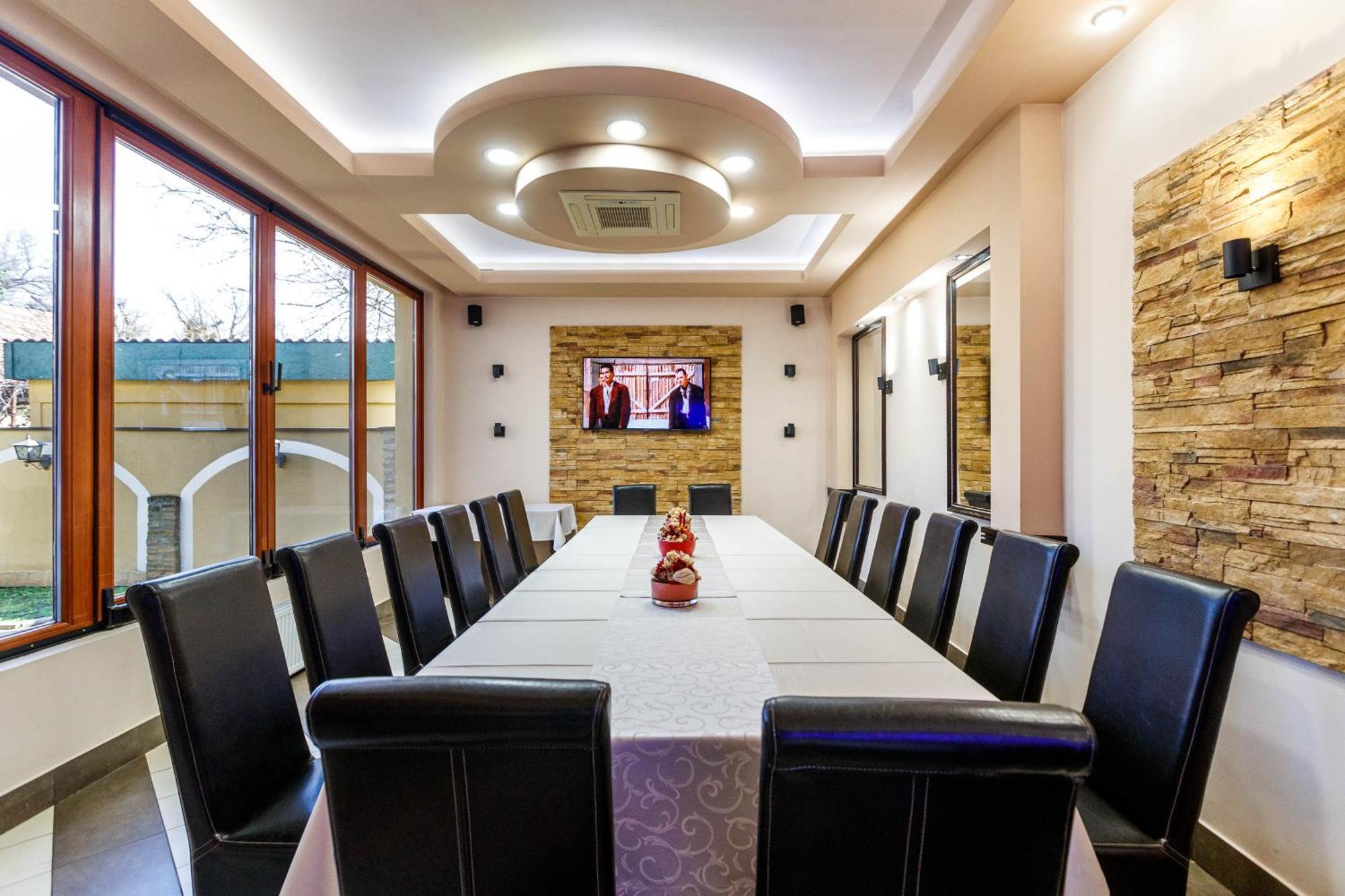 Hotel Vila Lago Palić المظهر الخارجي الصورة
